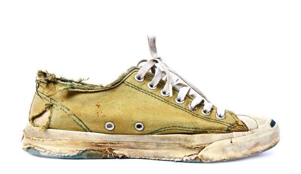 Wash shoes