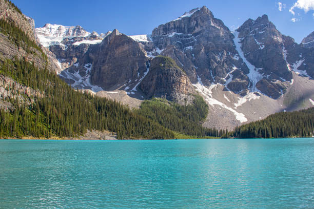 istock Turquoise Lake Moraine 2150600846