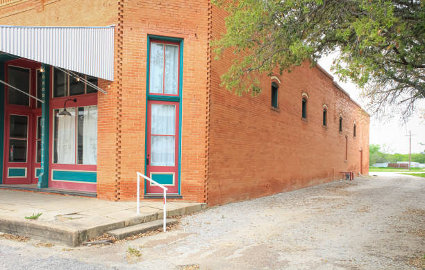 istock Rural Texas Alley 2150609328