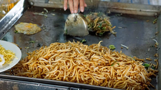 istock Asia food market 2150642054