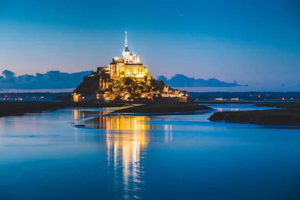 istock Twilight at mont saint-michel abbey 2150663365