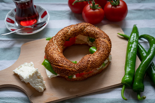 Turkish bagel with cheese, tomato, green pepper, tea