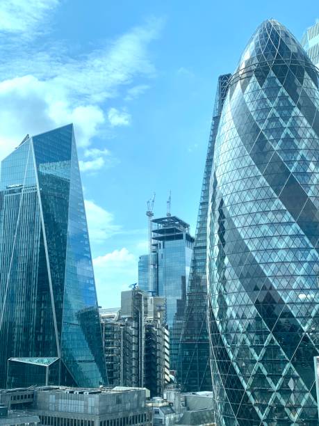 istock Famous buildings in London 2150690840