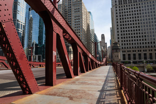 istock The Street Bridge Room 2150713977