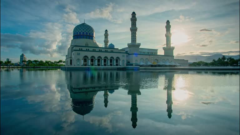 Time lapse of sunrise at Kota Kinabalu City Mosque, Kota Kinabalu, Sabah, Malaysia. 4K