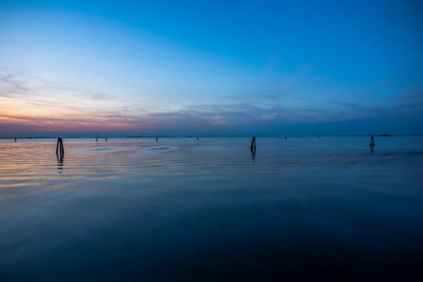istock 2023 9 30 Lido sunset in the lagoon 70 2150851077