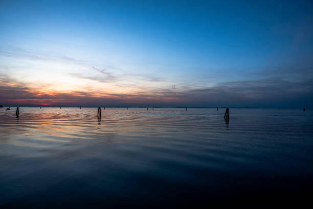 istock 2023 9 30 Lido sunset in the lagoon 71 2150851079