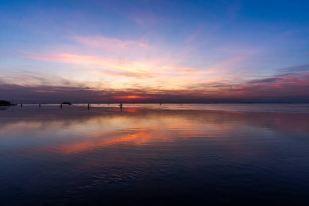 istock 2023 9 30 Lido sunset in the lagoon 88 2150851696