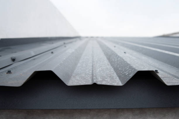 istock Gray corrugated sheet with drops of water 2150953223