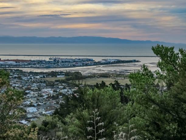istock A City in the Bay 2150957747
