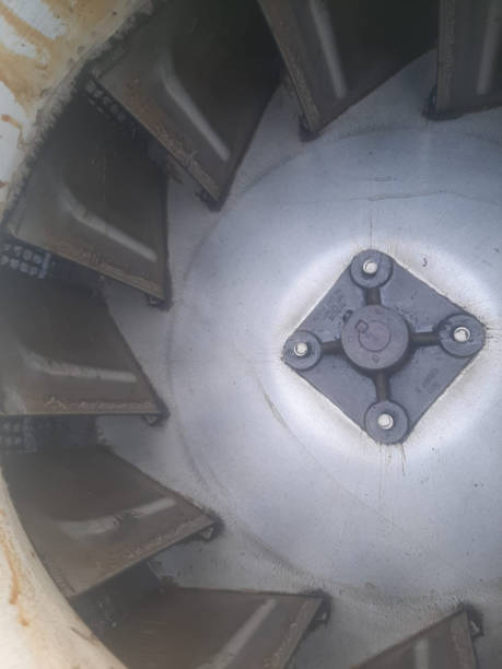istock The metallic fan wings cleaning 2150986580