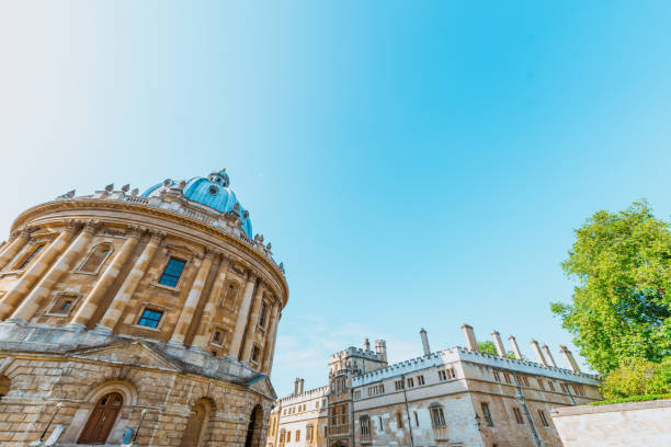 istock Radcliffe Camera - Bodleian Library - Oxford, Oxfordshire, England, UK 2151018614