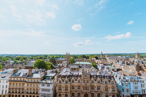 A high landscape view of Oxford in the UK