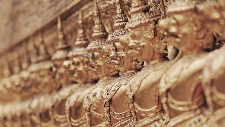 Golden Garudas, Wat Phra Kaew