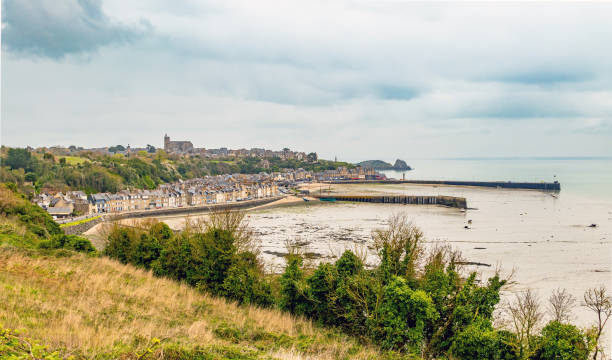 istock Cancale, France 2151102513