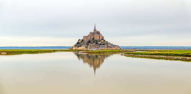 istock Mont-Saint-Michel, France 2151104654