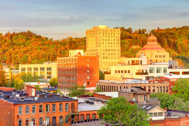 istock Asheville, North Carolina 2151130852