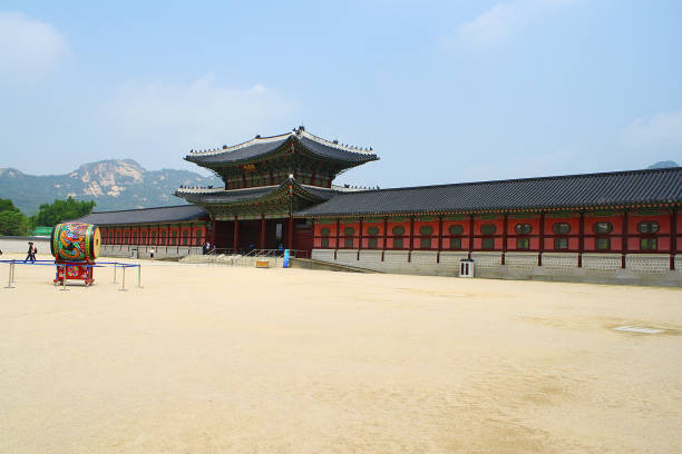 istock Gyeongbokgung Palace gate 2151199865