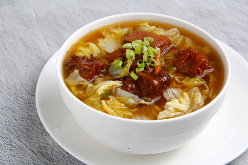 Photo of freshly cooked beef noodle soup.