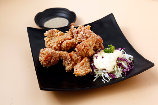 Photo of freshly cooked Japanese food called Karaage Chicken.