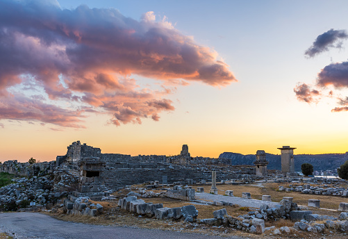 Explore the ancient ruins of Xanthos, an Lycian city in Turkey, perched on two hills overlooking the Xanthos River. Rich history and stunning views await.