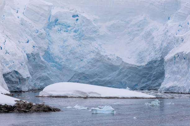 istock Portal Point, Charlotte Bay, Antarctica, Part 1 2151293282