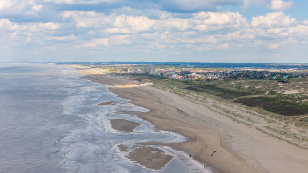 istock Noordwijk aan Zee by drone 2151304034