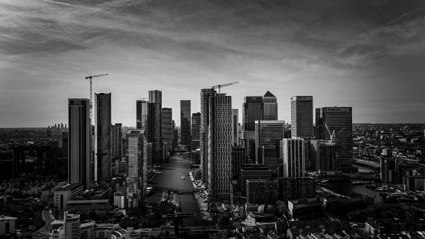 istock Black and White Canary Wharf 2151375157