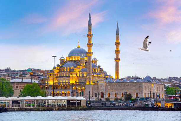 istock Yeni Cami mosque in Istanbul 2151404776