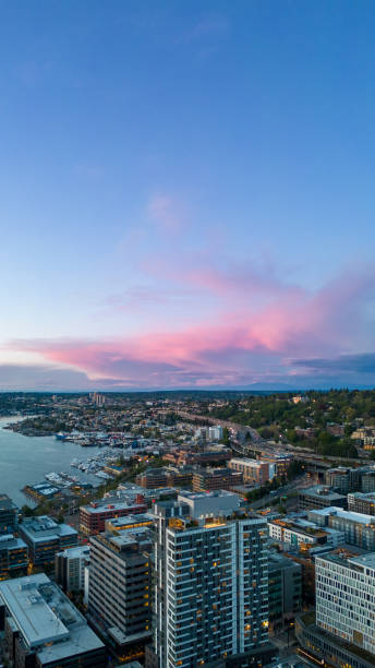 istock Sunset afterglow at South lake union, Seattle 2151510562