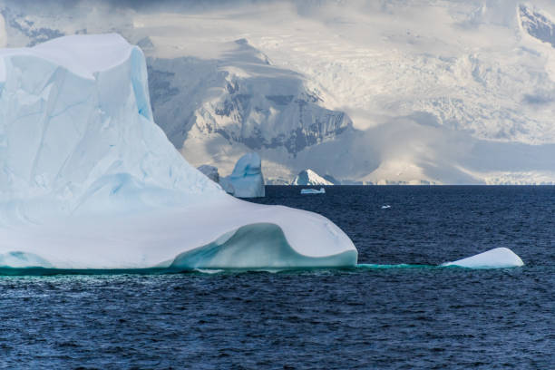 istock Landscape of the Antarctic Peninsula 2151522991