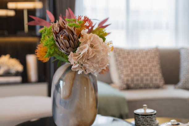 freshness flower with beauiful vase home interior prop decorating items in beautiful home interior home detail design ideas flower on side table home interior background