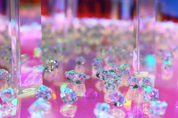 Faceted glass sphere