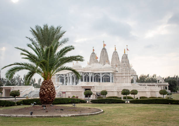 istock BAPS Shri Swaminarayan Mandir architecture building exterior 2151547014