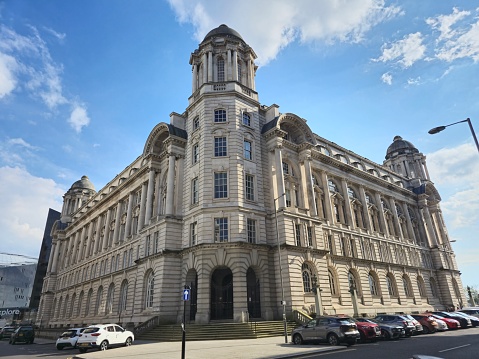 Port of Liverpool Building, Wide