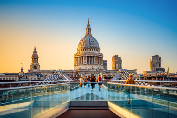 london the famous st pauls cathedral of london during sunset london england stock pictures, royalty-free photos & images