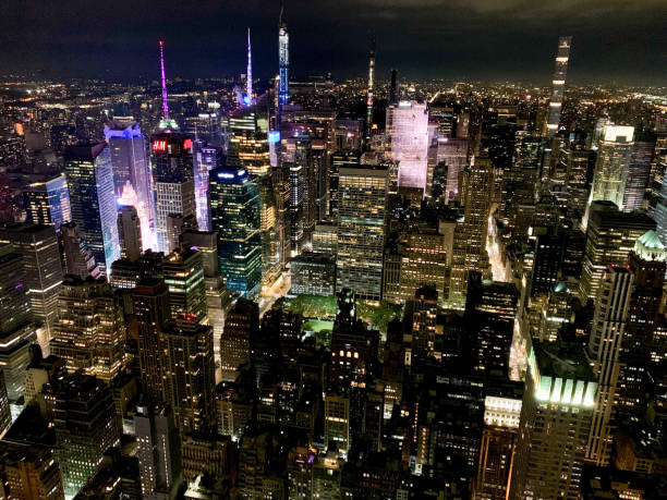 istock Nightly New York City 2151783415