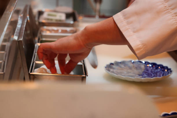 Restaurant : Guests enjoying gorgeous Japanese dishes