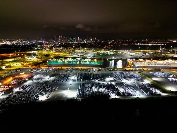 istock Bridges n ports 2151835844