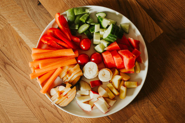 Raw vegetables and fruit thats good for gut health microbiome