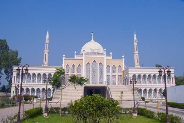 istock Al Aman Bahela Khatun Mosque 2151909154