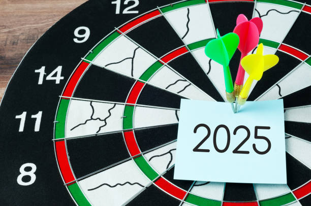istock Dart and number 2025 New Year concept 2151988476
