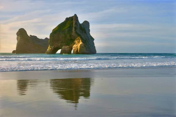 istock The Majestic Archway Islands 2151990761