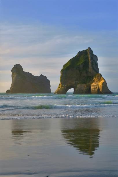 istock The Majestic Archway Islands 2151990824