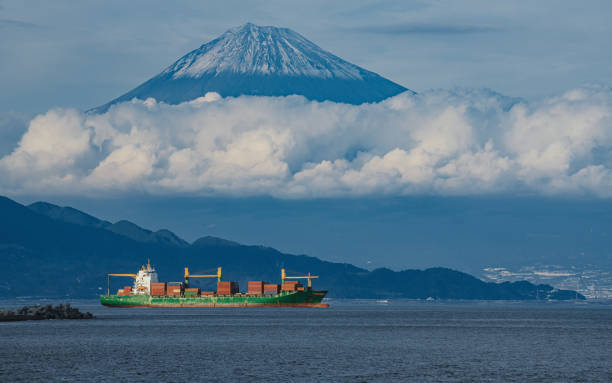 istock View of Mt. Fuji from Suruga Bay 2152004760