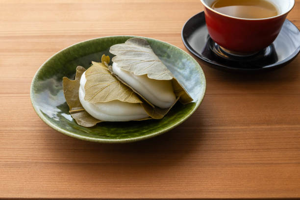 Kashiwa mochi and tea