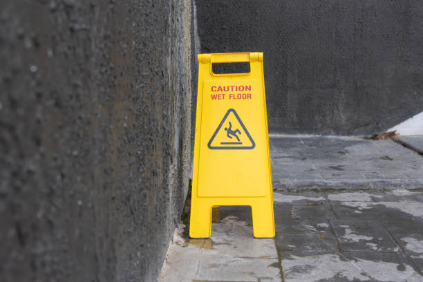 istock A yellow caution sign is on the ground 2152038998