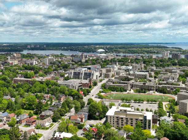 istock Aerial video of Queen's University，Canada 2152096030