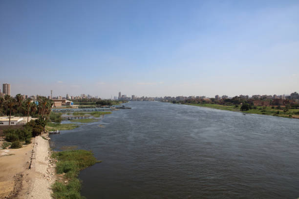 istock The Nile and the Land 2152133403