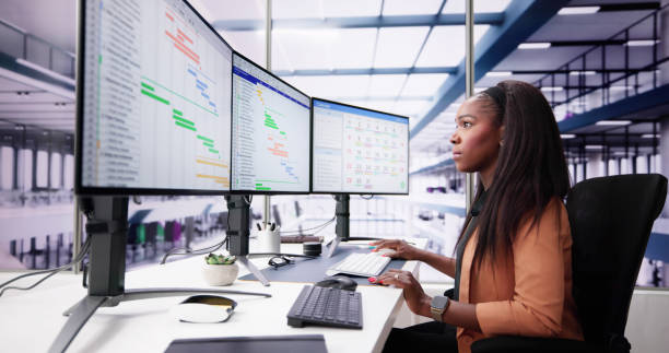 istock American African Business Schedule Calendar 2152138326